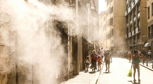 Firenze, nebulizzazione di acqua
